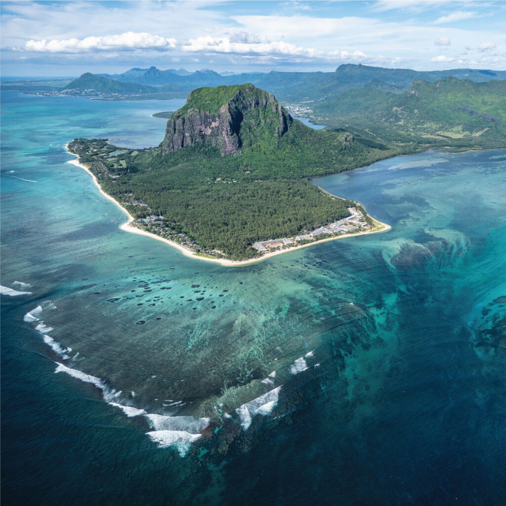 Unterwasser-Wasserfall Mauritius Ausflug (c) MTPA