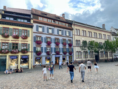 Freiburg: Sehenswürdigkeiten & entspannte Abenteuer zwischen Schwarzwald & Schweiz