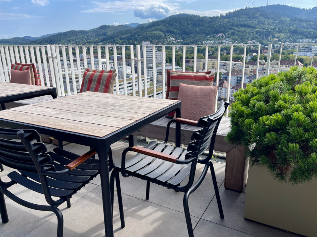 BlackF Tower Hotel Freiburg Blick von der Dachterrasse